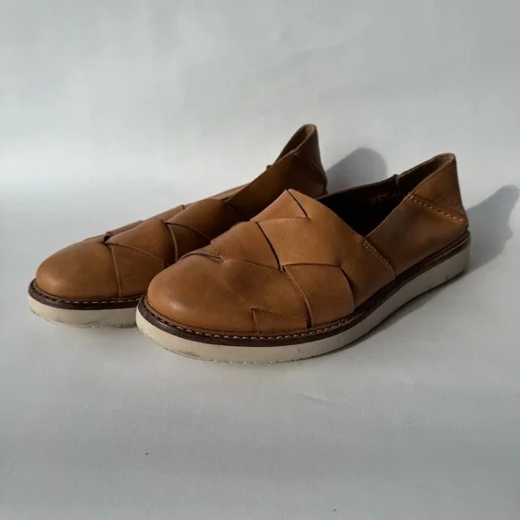 Tan Clark’s size 7.5 s-l400.jpg main image 4